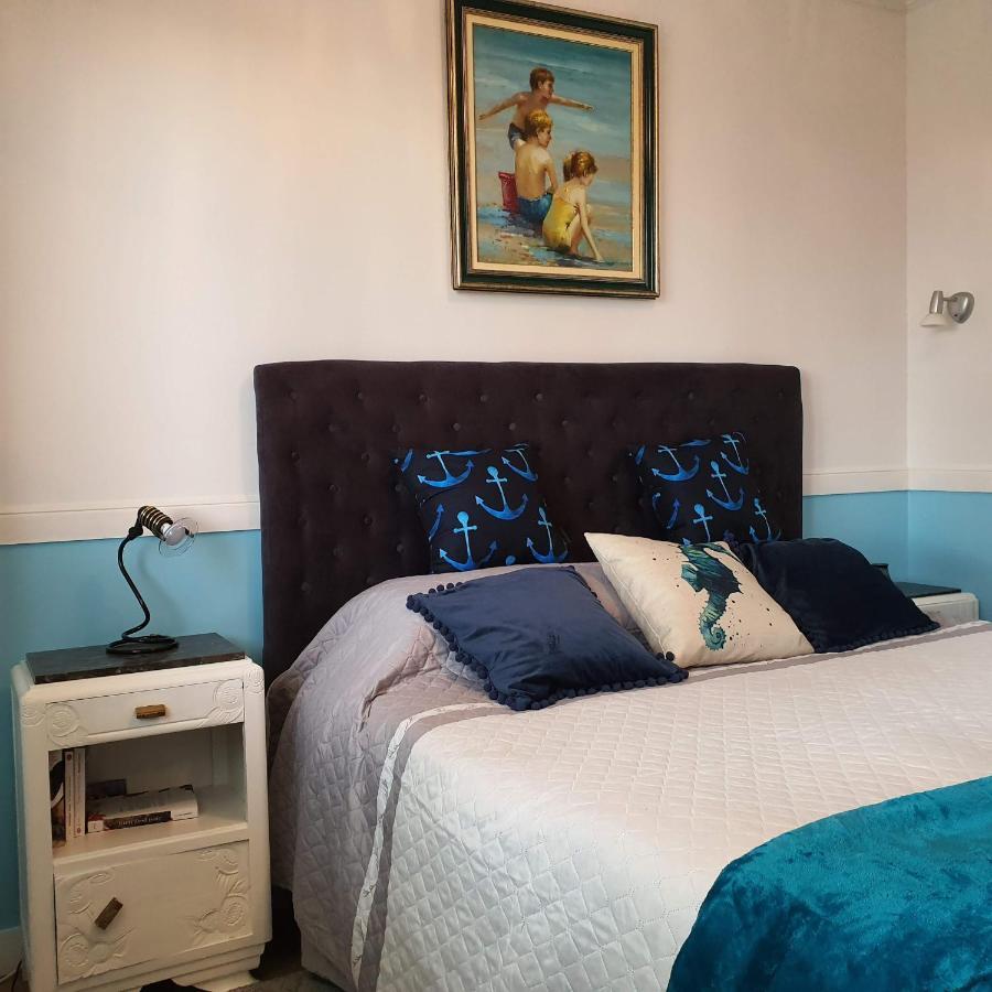 Le Petit Manoir Panzió Vaux-sur-Mer Kültér fotó